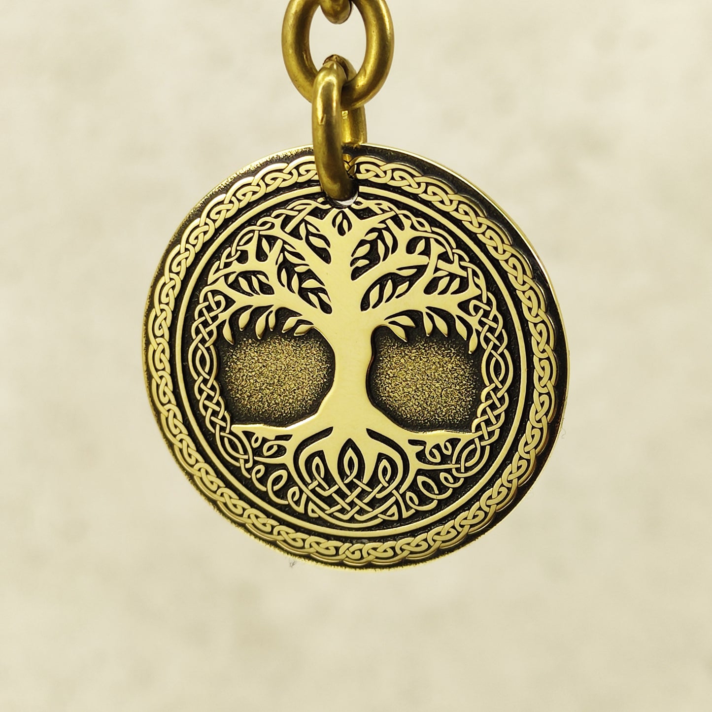 Brass Coin Keychain "Tree of Life" – Symbolic Gift with Engraved Design